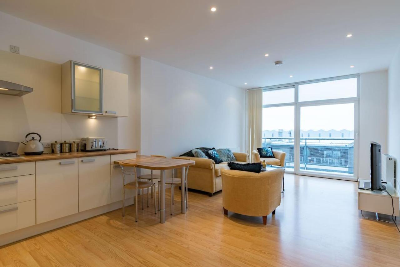 2 Bedroom Luxury Apartment In Glasgow West End Buitenkant foto